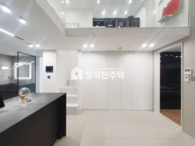 서울 용산구 한강로3가 ♥♥용산 월드메르디앙 고급 복층♥♥ 분양 매물번호 13188 사진 2