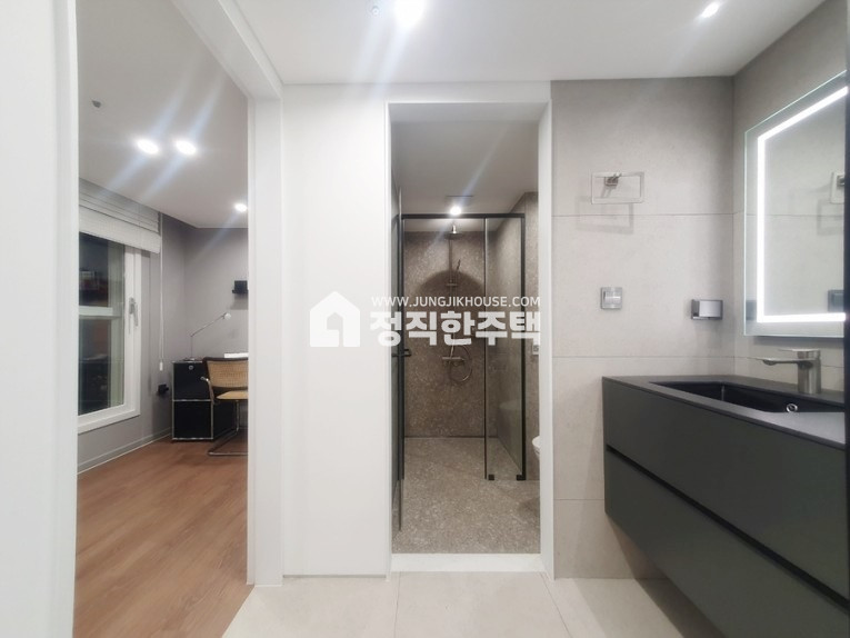 서울 용산구 한강로3가 ♥♥용산 월드메르디앙 고급 복층♥♥ 분양 매물번호 13188 사진 8