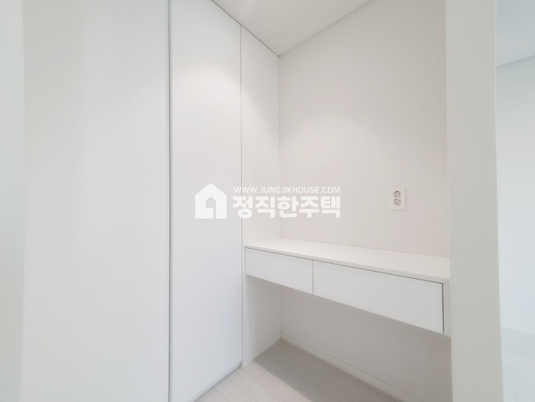서울 용산구 이태원동 ★★녹사평역, 이태원역 더블역세권 공원뷰 3룸 테라스 고급빌라★★ 분양 매물번호 13194 사진 9