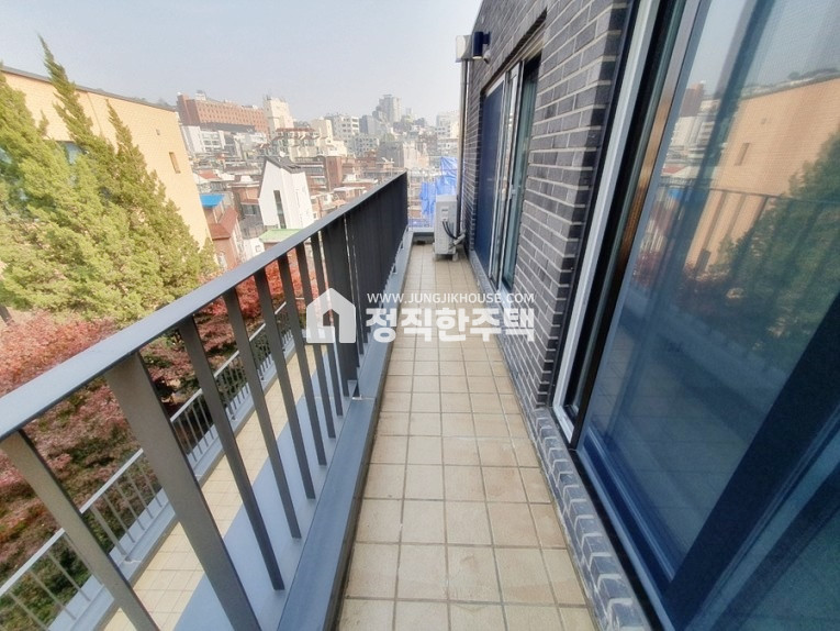 서울 용산구 이태원동 ★★녹사평역, 이태원역 더블역세권 공원뷰 복층 고급빌라★★ 분양 매물번호 13193 사진 3