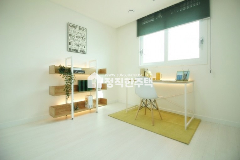 경기 양주시 덕계동 ★★무입주 가능한 저렴한 3룸★★1호선 덕계역, 양주역 이용 편리/7호선 옥정역 개통,GTX덕정역 개통 이용 편리~!! 분양 매물번호 13288 사진 10