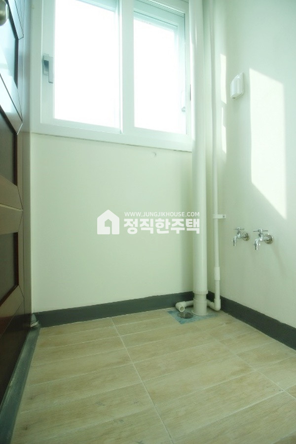경기 양주시 덕계동 ★★무입주 가능한 저렴한 3룸★★1호선 덕계역, 양주역 이용 편리/7호선 옥정역 개통,GTX덕정역 개통 이용 편리~!! 분양 매물번호 13288 사진 12