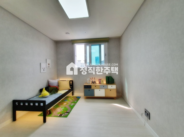 경기 군포시 당동 ○○1호선 군포역 2분 초역세권○○지하2층~지상4층 주차100%/모든 세대 베란다2개 구조~!! 분양 매물번호 11296 사진 7